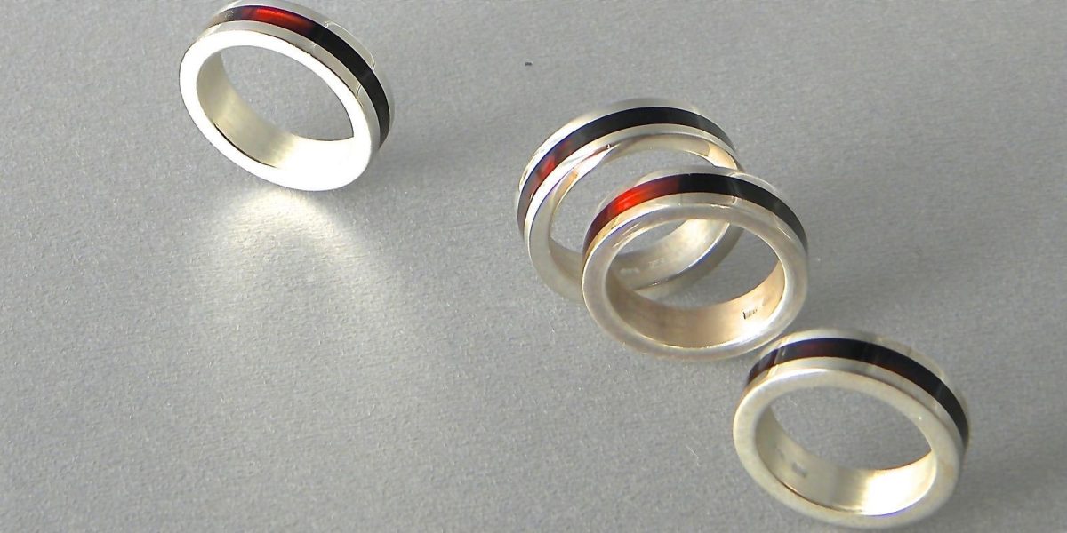 081 - Inlaid Amber Rings