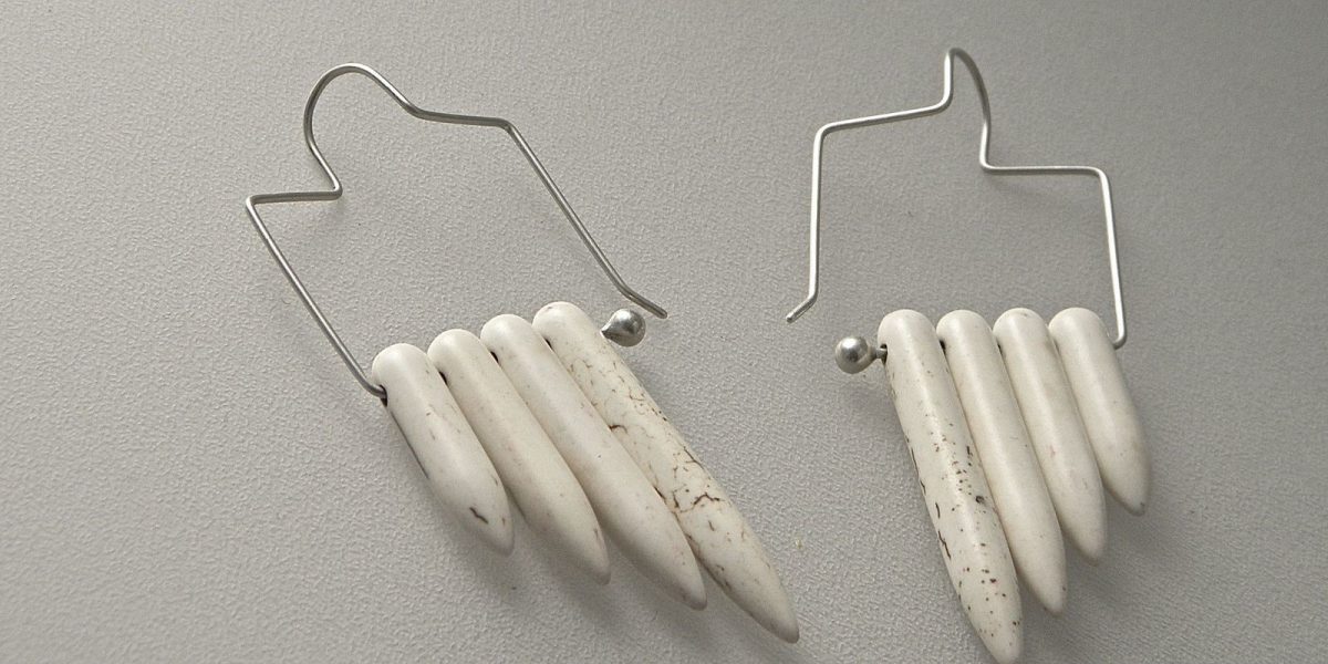 843 - White Magnesite Earrings
