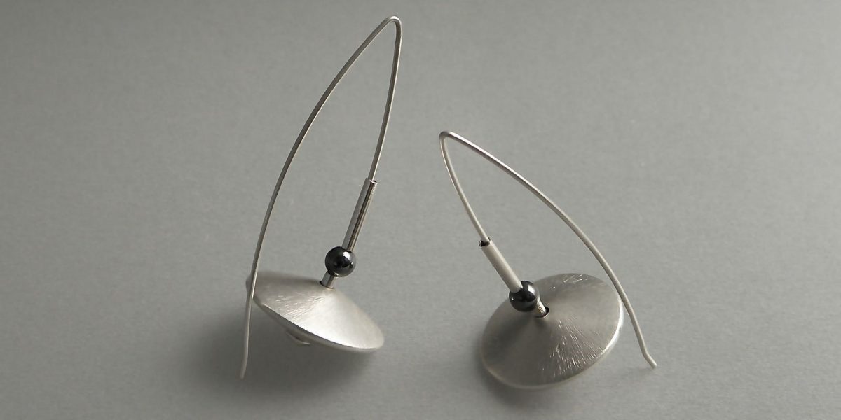 863 - Silver Disc With Color Stone Earrings