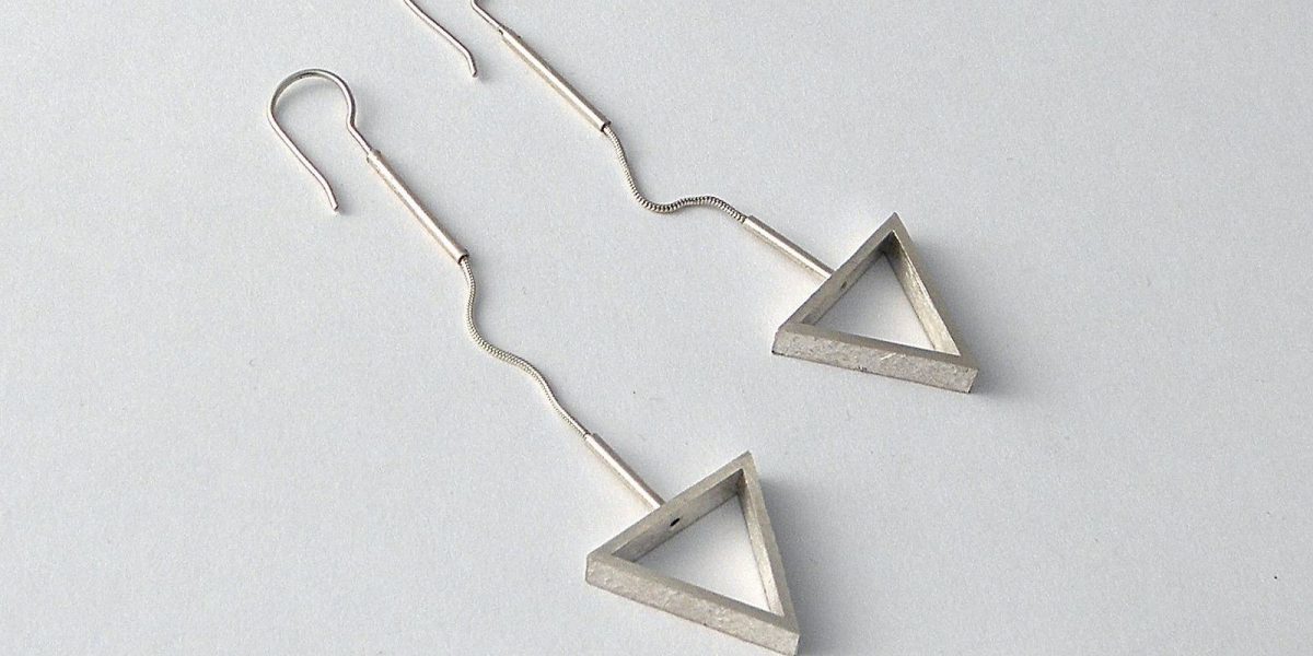 910 - Flexible Triangle Earrings