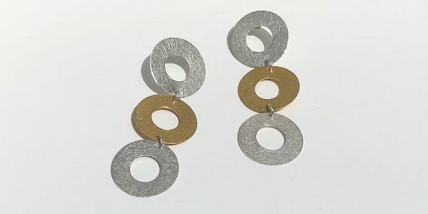 969 three open disc earrings